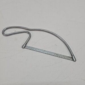 Vintage Unbranded Metal Bone Saw Meat Poultry Game Butcher Kitchen Gadget Tool